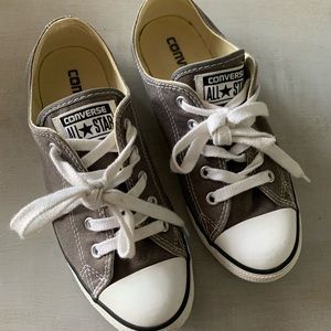 Gray Converse Size 6